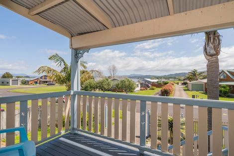 Photo of property in 5 Pipi Dune, Whitianga, 3510