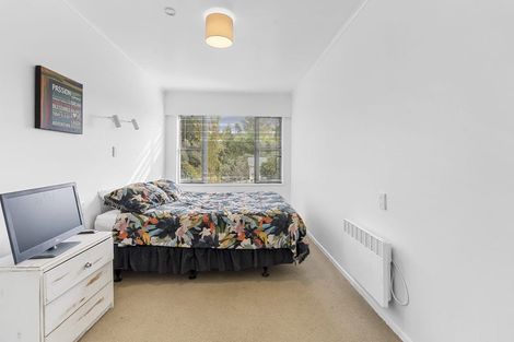 Photo of property in 28 Carrington Street, New Plymouth, 4310