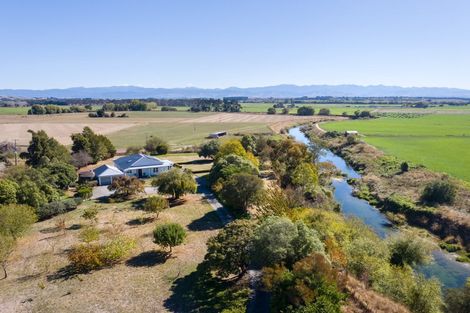 Photo of property in Gladstone Road, Gladstone, 5884