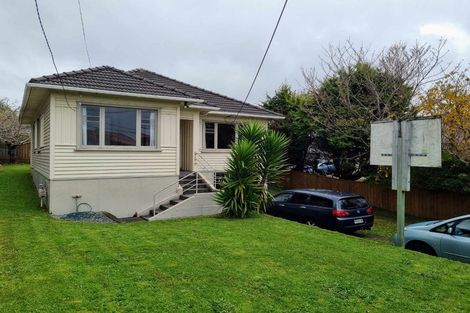 Photo of property in 292 Huatoki Street, Upper Vogeltown, New Plymouth, 4310