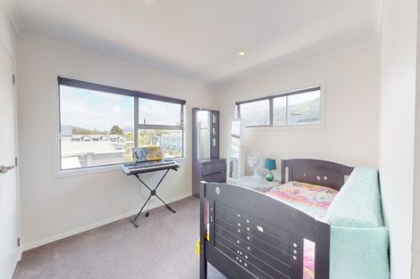 Photo of property in 9 Karearea Avenue, Kenepuru, Porirua, 5022