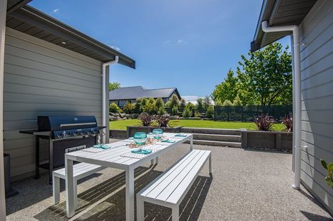 Photo of property in 8 Redwoods Lane, Helensburgh, Dunedin, 9010