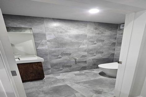 Photo of property in 12a Blease Street, New Lynn, Auckland, 0600