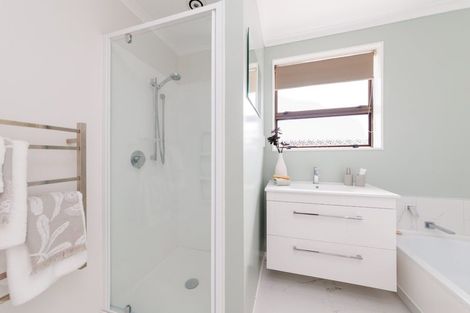 Photo of property in 9 Huhana Court, Hokowhitu, Palmerston North, 4410