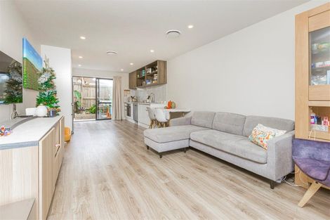 Photo of property in 14d Medina Place, Half Moon Bay, Auckland, 2012