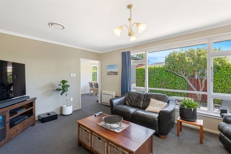 Photo of property in 59 Staveley Street, Avonhead, Christchurch, 8042
