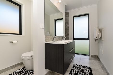 Photo of property in 2 The Meadows Drive, Flagstaff, Hamilton, 3210