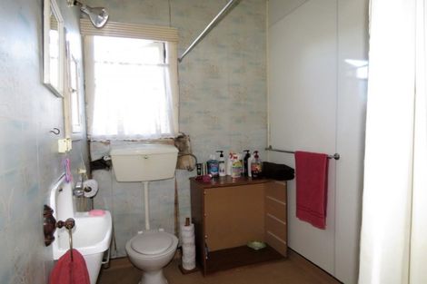 Photo of property in 19 Russell Street, Westport, 7825