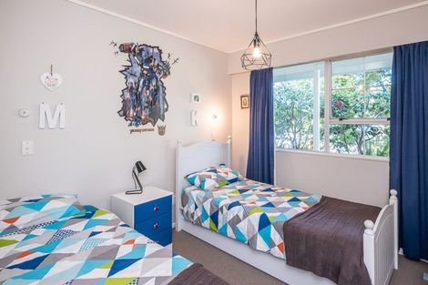 Photo of property in 6 Hicks Crescent, Waikanae Beach, Waikanae, 5036