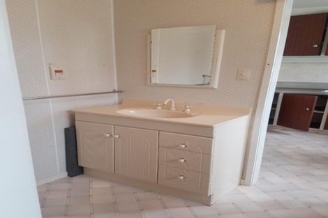 Photo of property in 2/214 Coronation Avenue, Welbourn, New Plymouth, 4310