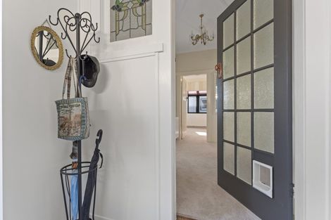 Photo of property in 39 Wallace Place, Westown, New Plymouth, 4310