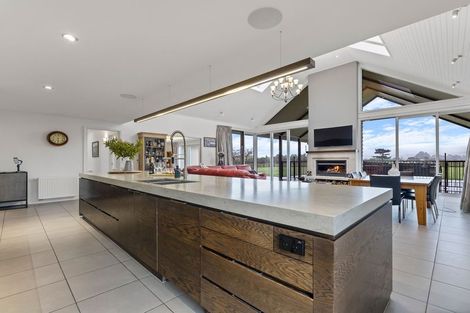 Photo of property in 100 Wingatui Road, Mosgiel, 9024