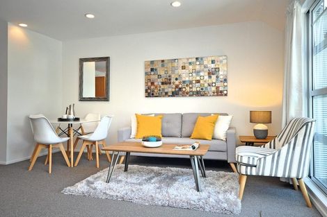 Photo of property in 7/2 Atarangi Road, Greenlane, Auckland, 1051