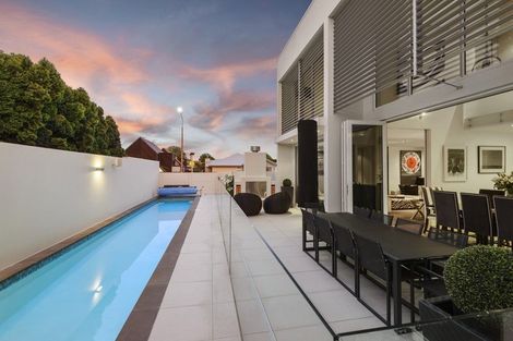 Photo of property in 57 Rossall Street, Merivale, Christchurch, 8014