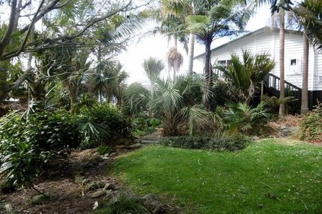 Photo of property in 2 Charles Street, Te Kamo, Whangarei, 0112