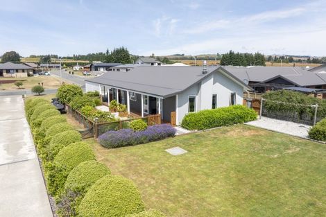 Photo of property in 5 Orbell Crescent, Te Anau, 9679