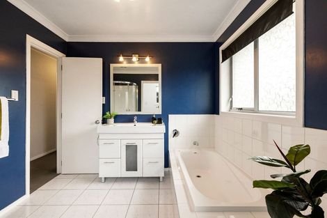 Photo of property in 17 Buckland Place, Cambridge, 3434