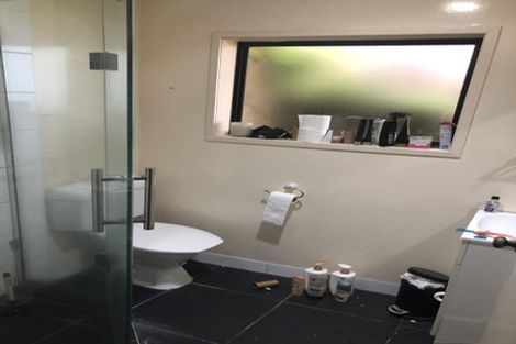 Photo of property in 1/14 Clematis Avenue, Murrays Bay, Auckland, 0630