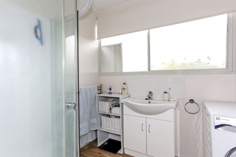 Photo of property in 2 Coppelia Avenue, Omokoroa, 3114