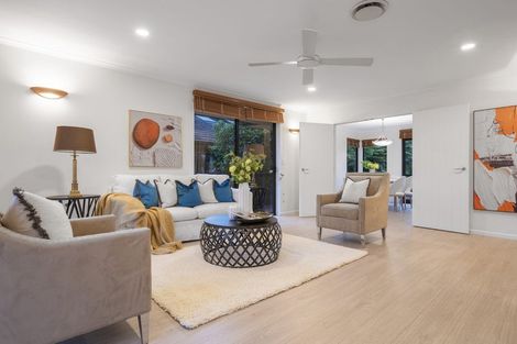 Photo of property in 7 Twin Court, Albany, Auckland, 0632