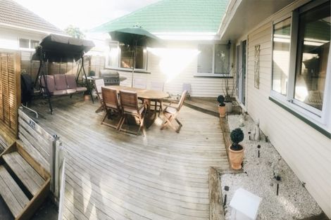 Photo of property in 166 Ridge Road, Howick, Auckland, 2014