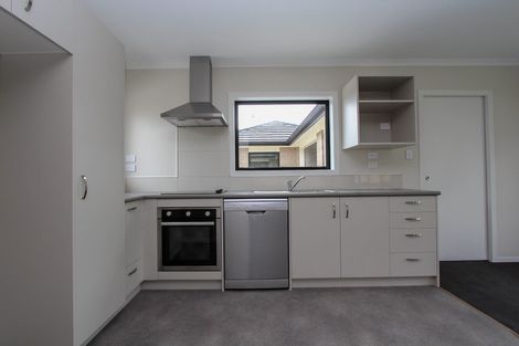 Photo of property in 3/9 Heath Street, Saint Andrews, Hamilton, 3200