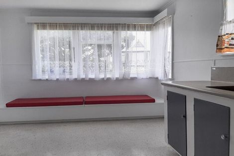 Photo of property in 95 Hillsborough Road, Hillsborough, Auckland, 1042