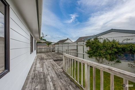 Photo of property in 2/15 Gibson Crescent, Naenae, Lower Hutt, 5011