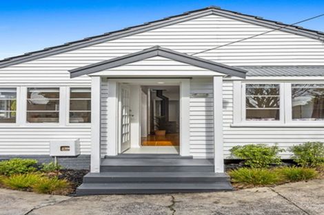 Photo of property in 630 Te Atatu Road, Te Atatu Peninsula, Auckland, 0610