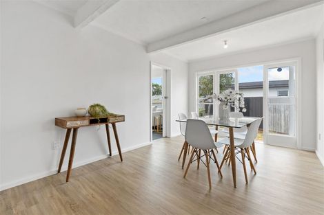 Photo of property in 304 Wainoni Road, Avondale, Christchurch, 8061