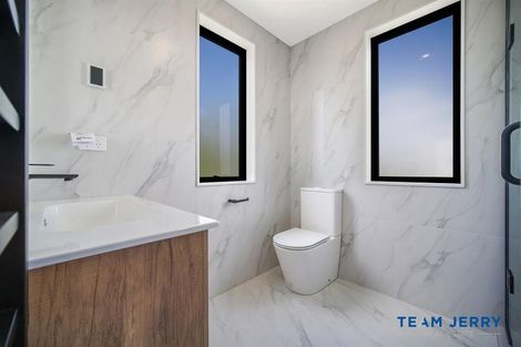 Photo of property in 5 Te Kaapia Road, Papakura, 2110