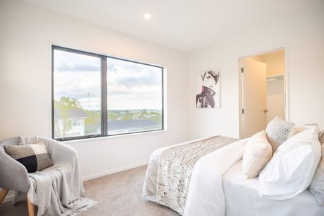 Photo of property in 55a Redwood Drive, Massey, Auckland, 0614