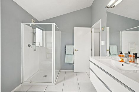 Photo of property in 122a Rose Street, Somerfield, Christchurch, 8024