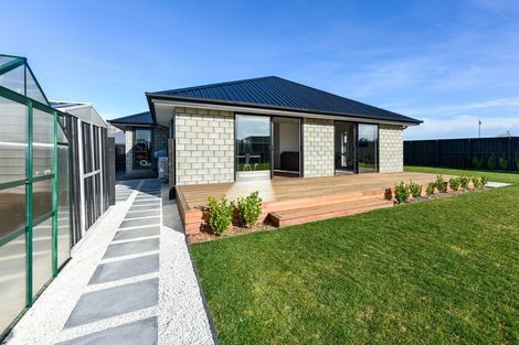 Photo of property in 3 Cedric Place, Darfield, 7510