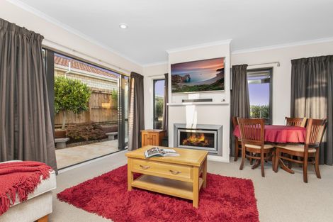 Photo of property in 18 Zoe Court, Manurewa, Auckland, 2105