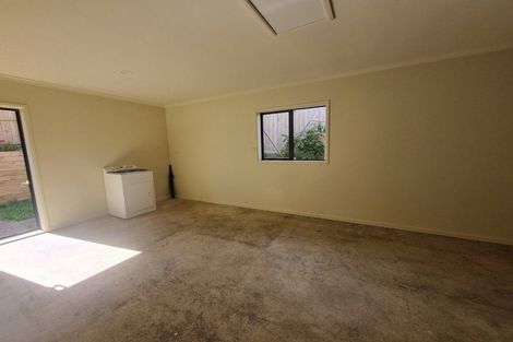 Photo of property in 46 View Ridge Drive, Ranui, Auckland, 0612