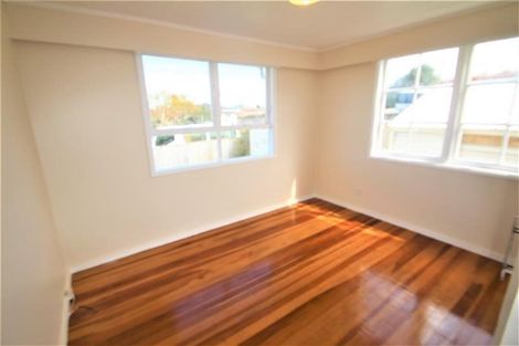 Photo of property in 75 Walters Road, Mount Wellington, Auckland, 1062