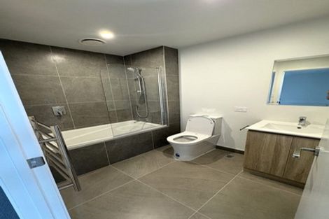 Photo of property in 9/19 Windlass Street, Long Bay, Auckland, 0630