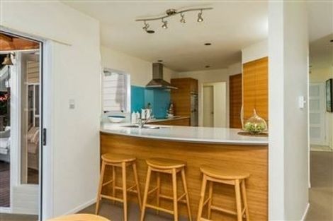 Photo of property in 68 Seacliffe Avenue, Narrow Neck, Auckland, 0622