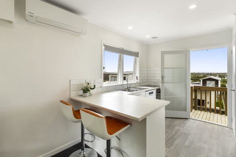 Photo of property in 3/151b Wallace Road, Mangere Bridge, Auckland, 2022