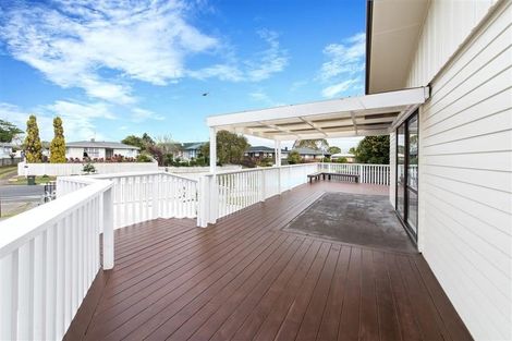 Photo of property in 68 Friesian Drive, Mangere, Auckland, 2022