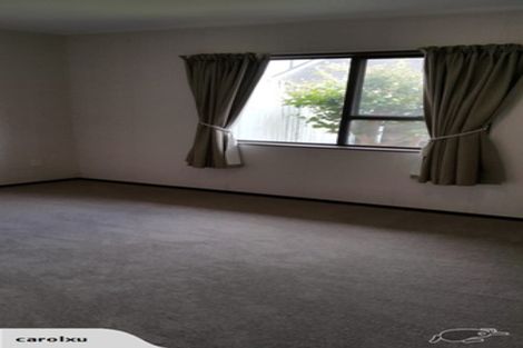 Photo of property in 2/7 Cornelian Crescent, Half Moon Bay, Auckland, 2012
