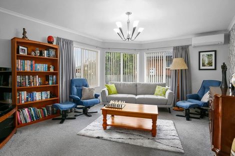 Photo of property in 40 Oaklands Drive, Cambridge, 3434