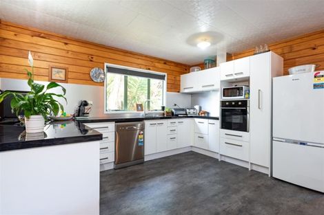 Photo of property in 2/53 Hellyers Street, Birkdale, Auckland, 0626