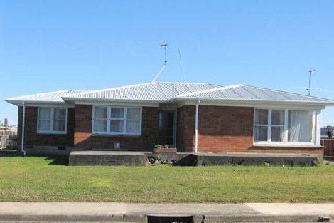 Photo of property in 33 President Avenue, Papakura, 2110