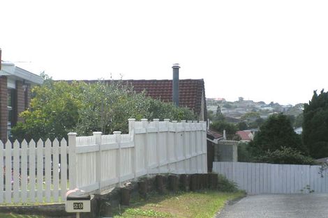 Photo of property in 29 Kennedy Avenue, Forrest Hill, Auckland, 0620