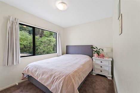 Photo of property in 16 Landvale Court, Browns Bay, Auckland, 0630