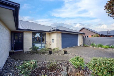 Photo of property in 33 Joseph Street, Waverley, Invercargill, 9810