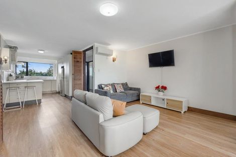 Photo of property in 81a Pukekohe East Road, Pukekohe, 2677