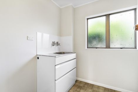 Photo of property in 8 Taihiki Road, Clarks Beach, 2122